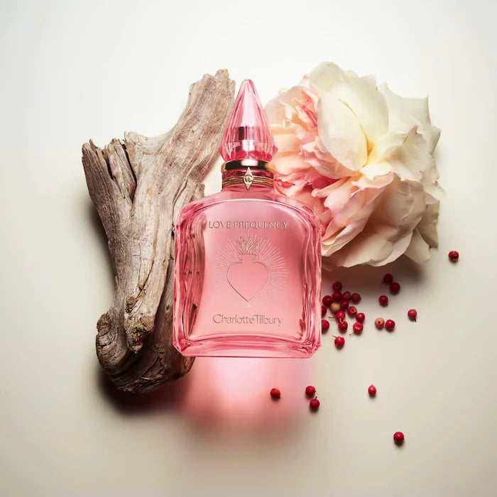 Love Frequency Eau de Parfum - PREVENTA
