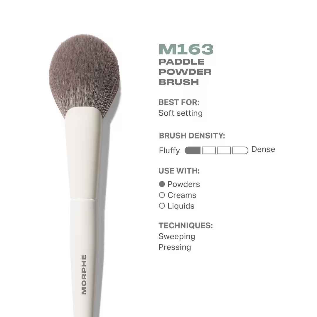 M163 Paddle Powder Brush